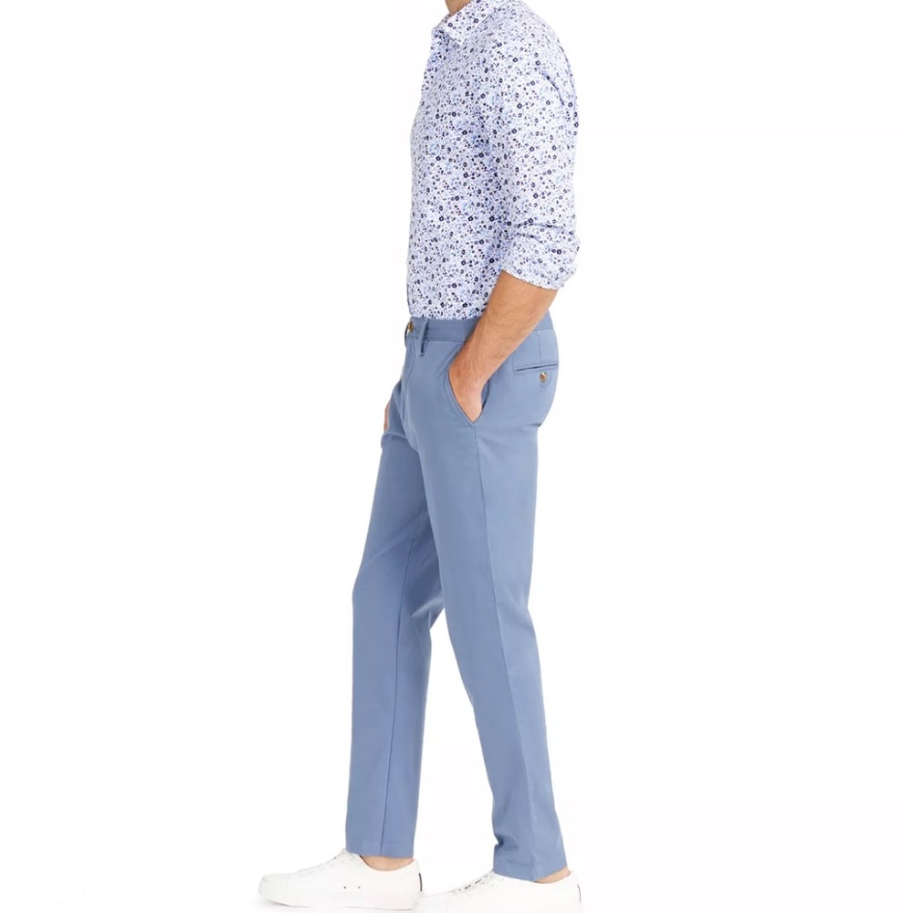 New with tags men’s club room chino, pant four way stretch 34W 30L wedgewood blu
